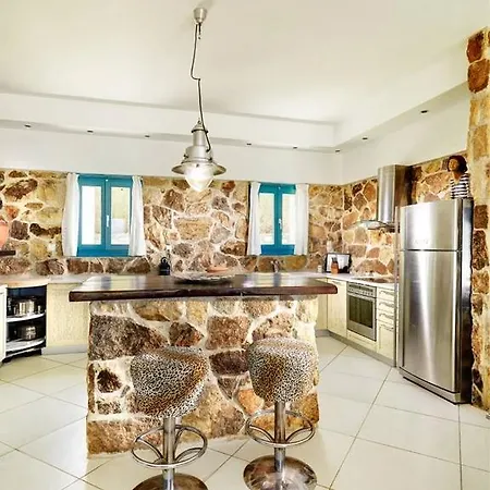 Villa Polos Private Villa